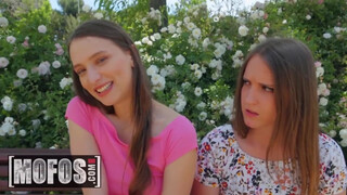 Tvoje přítelkyně je naše: šukání sousedů