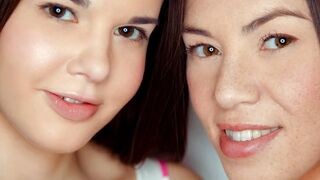 Baby Jewel és Tiffany Doll forró leszbikus játék a hitachi tárgyával