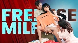 Hálaadás szexszünet: mostohaanya új szeretője forró fogadtatásban részesíti a hazatérő mostohafiút