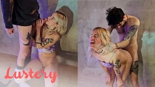 Szőke amatőr duó forró szeretkezése saját erotikus felvételükön