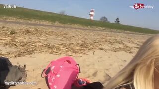 MyDirtyHobby - Gyönyörű csajok nyilvános simogatásban és érzéki leszbikus játékban