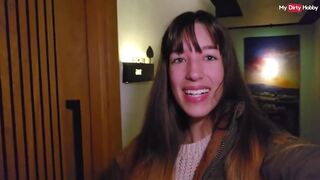 Német tini mostohalány kényezteti apucit a zuhany alatt