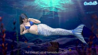 Sellő szépség maszturbál, míg édes nedvességben úszik