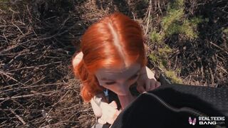 Dús vörös bombázó Madi Collins kitárulkozik, ahogy a durva farkával keményen szétbasz a lyukát